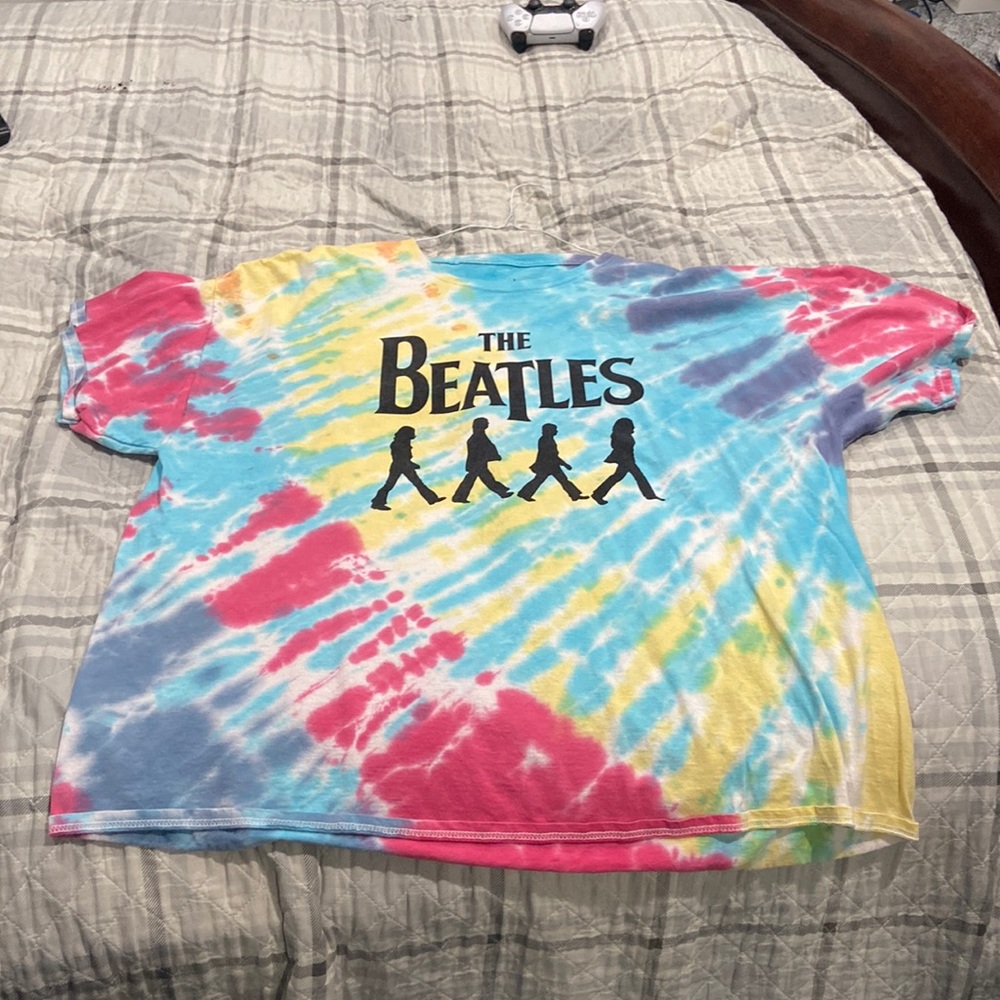 2Xl Beatles shirt
